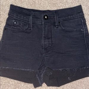 Black Levi’s Shorts